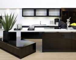 NK1141 Glas Tec Plus 16S   Nachtschwarz Hochglanz