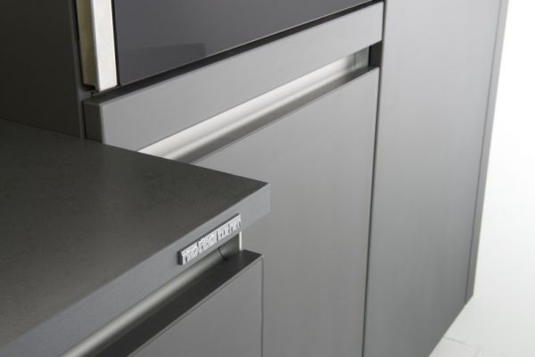 NK13235 Glas Tec Satin 17W   WeiSZ   Glas Tec Satin 17Q   Quarzgrau