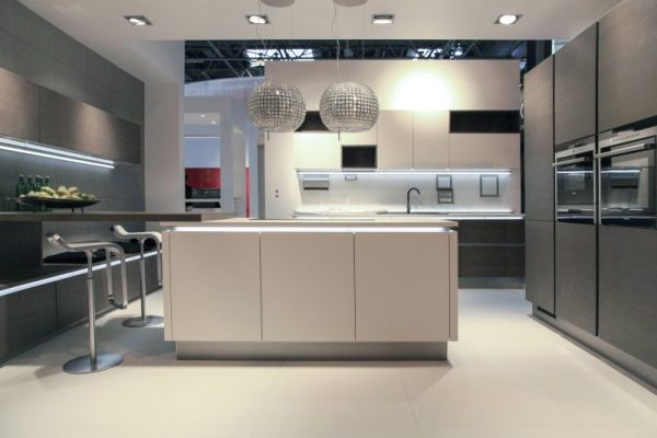 NK16344 kbb Birmingham 2014