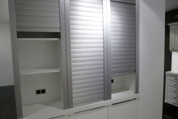 NK16497 Jalousieschrank