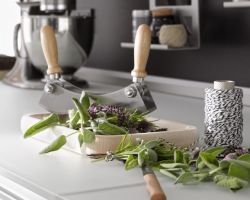 NK16951 Nova Lack 731   WeiSZ Hochglanz   Nature 565   Eiche Cognac