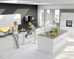 NK1772 Nova Lack 731   WeiSZ Hochglanz