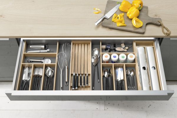 NK18181 Innenorganisation Echtholz Eiche