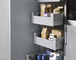 NK18355 Frame Lack A05   Papyrusgrau   Frame Lack A16   Blaubeere