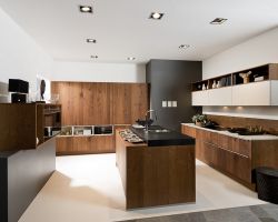 NK18701 Koje 08   Legno Eiche Marone   Soft Lack Sahara