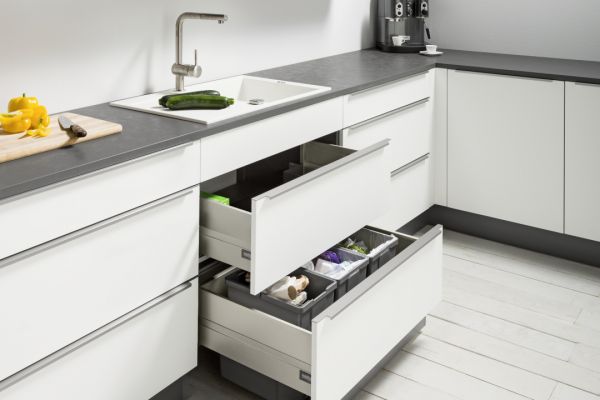 NK20061 Spuelenschrank mit GroSZraumauszug SABS