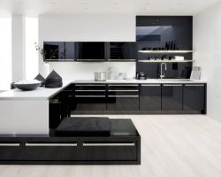 NK2233 Glas Tec Plus 16S   Nachtschwarz Hochglanz