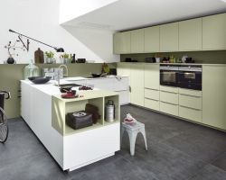 NK22425 Koje 01    Soft Lack ArcticweiSZ   Avocado