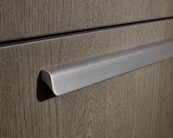 NK23776 Tavola   Eiche Barolo   Soft Lack   Sahara