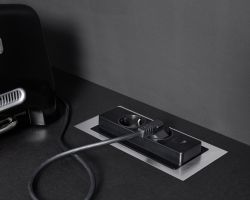 NK23779 Tavola   Eiche Barolo   Soft Lack   Sahara