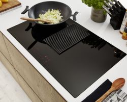 NK23788 Tavola   Eiche Pinot   Soft Lack   Arcticweiss