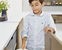 NK23968 Tavola   Eiche Pinot   Soft Lack   Arcticweiss