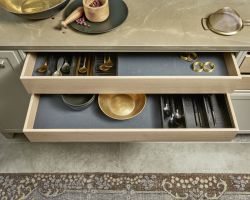 NK24627 TORINO LACK   Lava softmatt