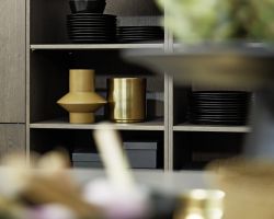 NK25314 Titan   Perlmutt   Tavola   Eiche Barolo