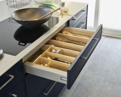 NK25931 Carisma Lack   Tiefblau   Legno   Eiche Champagner