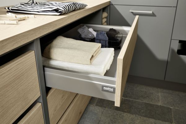 NK25967 HWR   Manhattan Uni   Quarzgrau