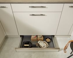 NK27539 Soft Lack   Sahara   Manhattan   Eiche Graphitsilber