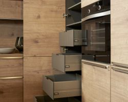 NK27857 Manhattan Uni   Hennarot   Manhattan   Steineiche