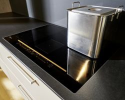 NK28016 Soft Lack   Lava   Tavola   Eiche Barolo