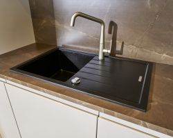 NK28066 Alpha Lack   Sahara Hochglanz