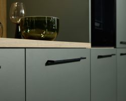 NK29154 Manhattan Uni   Black Green