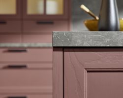 NK29247 Lugano Lack   Hennarot softmatt