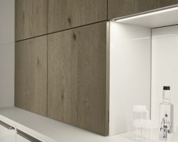 NK29271 Fine Lack    Platingrau HG   Tavola   Eiche Barolo