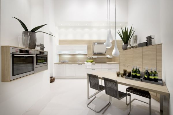 NK4509 Montreal 501   WeiSZ Hochglanz   Manhattan 494   Provence Ulme