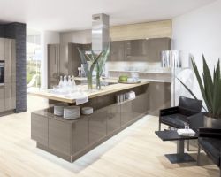 NK4540 Nova Lack 739   Magma Hochglanz