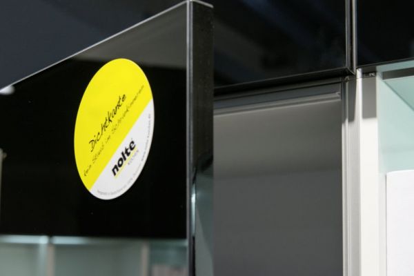 NK4579 Detail Glas Tec Plus 16W   WeiSZ Hochglanz