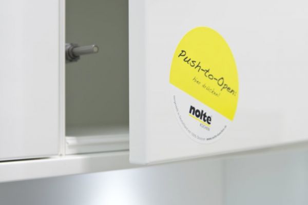 NK4584 Detail Nova Lack 731   WeiSZ Hochglanz