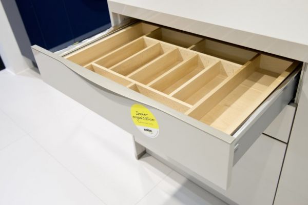 NK4595 Detail Trend Lack 418   Sahara Hochglanz   Trend Lack 41B   Azzurro Hochglanz