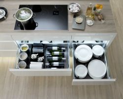 NK7552 Stauraumvergleich Auszuege 60 cm   75 cm